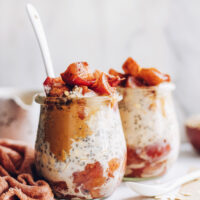 Two jars of apple pie overnight oats